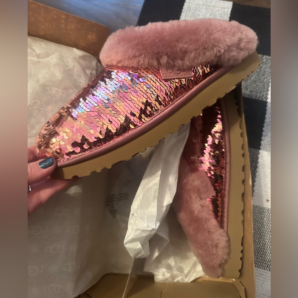 Brand NEW UGG slippers